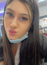 Antoneella14's Offline Chat Room