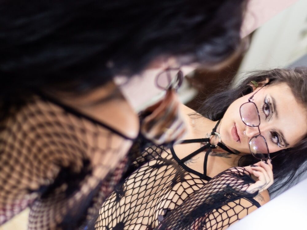 Miah_Morrison profile