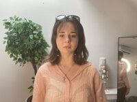 JacquelynnLaschinger's webcam live show