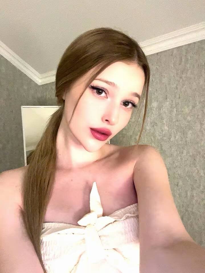 xxx-topcamgirls.com misskyile livesex profile in lily-from-the-horny-valley cams