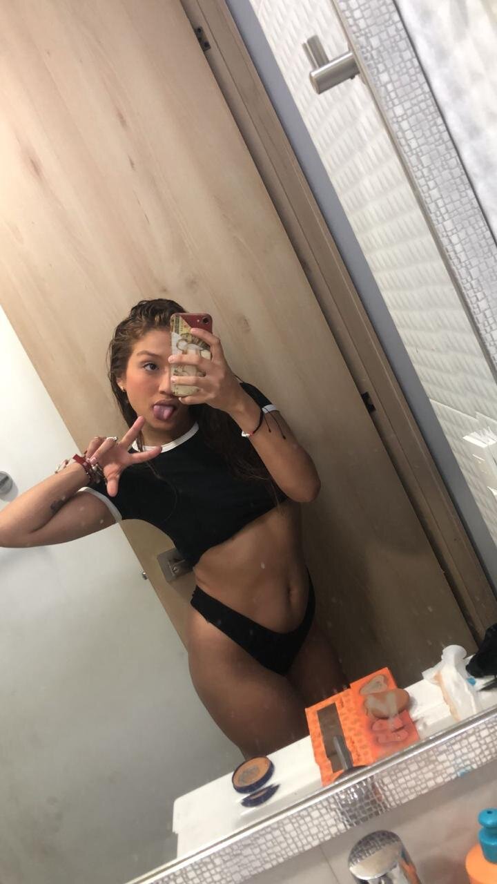 camila_1164