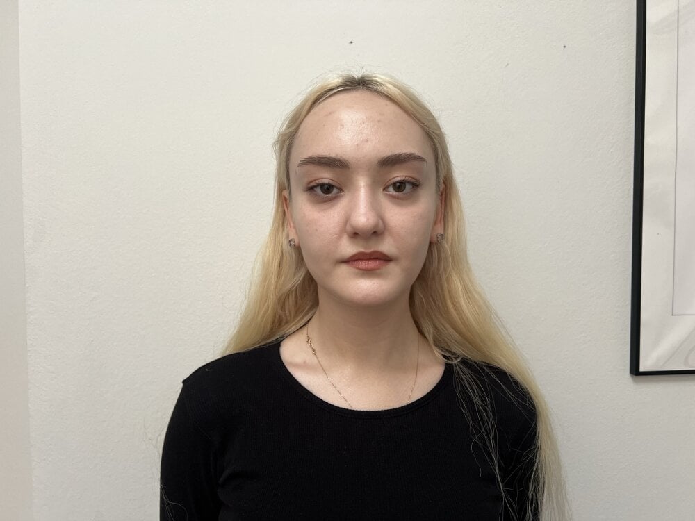 EleneHewell profile