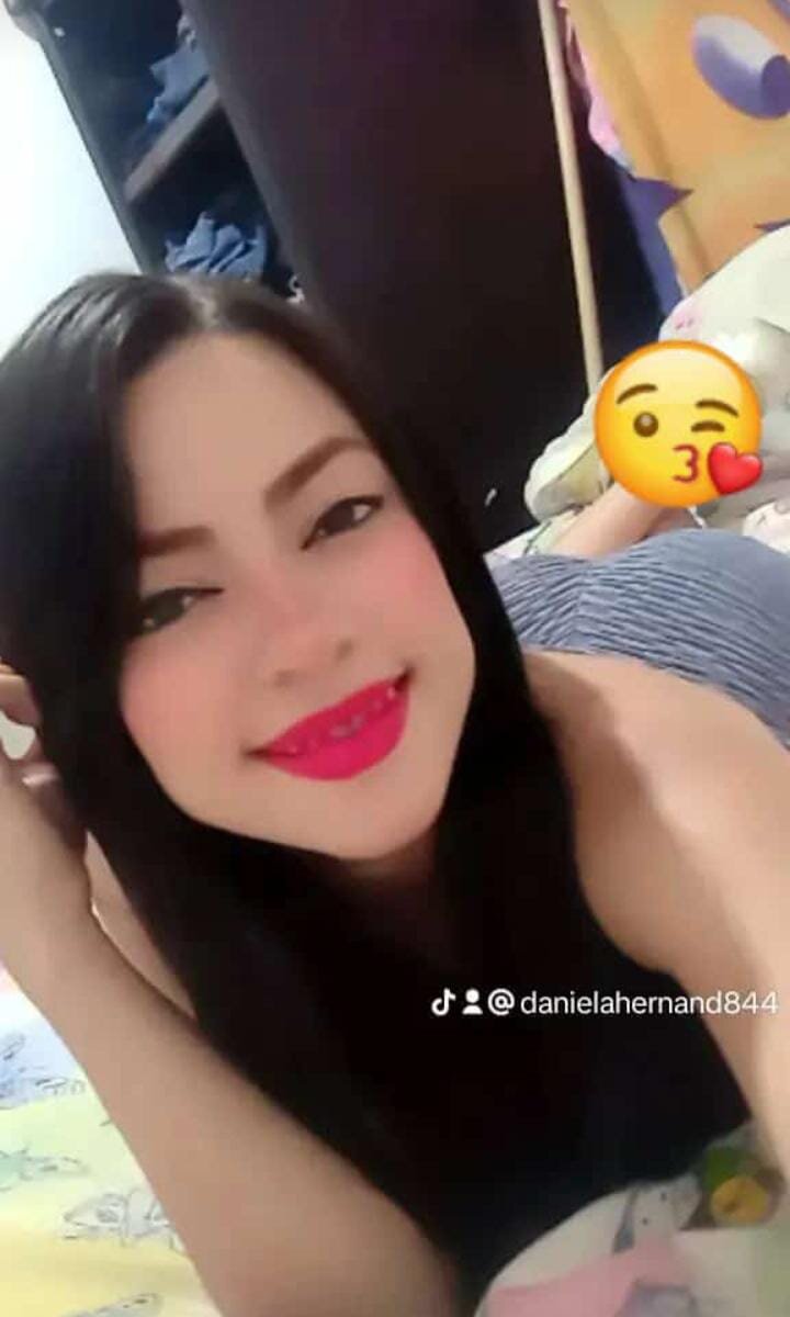 samantha_petite_