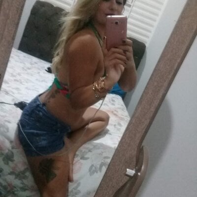 vivifernades on StripChat