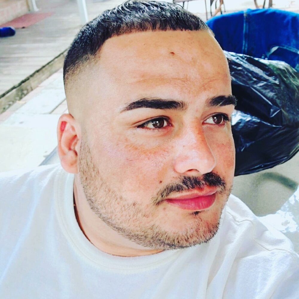 دردشة alexandercubo الجنسية دون اتصال