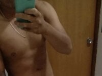 longevo19's webcam live show