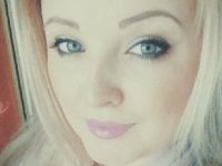 GoldenNightCJ's Offline Chat Room