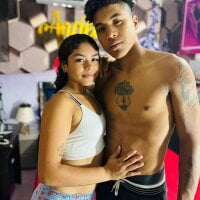 shofia_and_black's Offline Chat Room