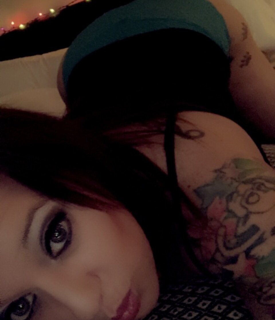 LustyNikkiSixxx profile