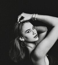MeganBiner's Offline Chat Room