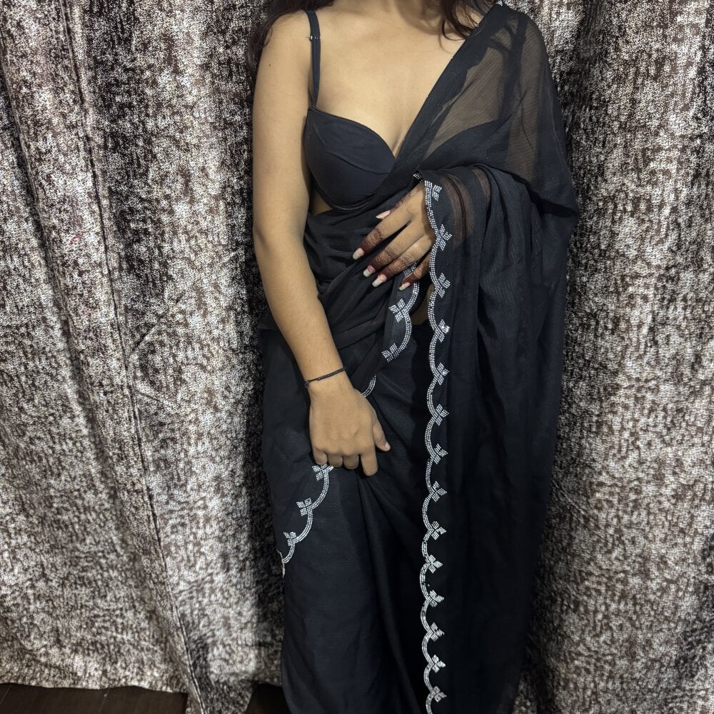 Hot_Shanayaa profile