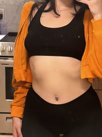bigbootybabyy's Offline Chat Room