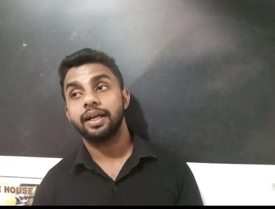 zumma00 Adlı Modelin Çevrimdışı XXX Sohbeti