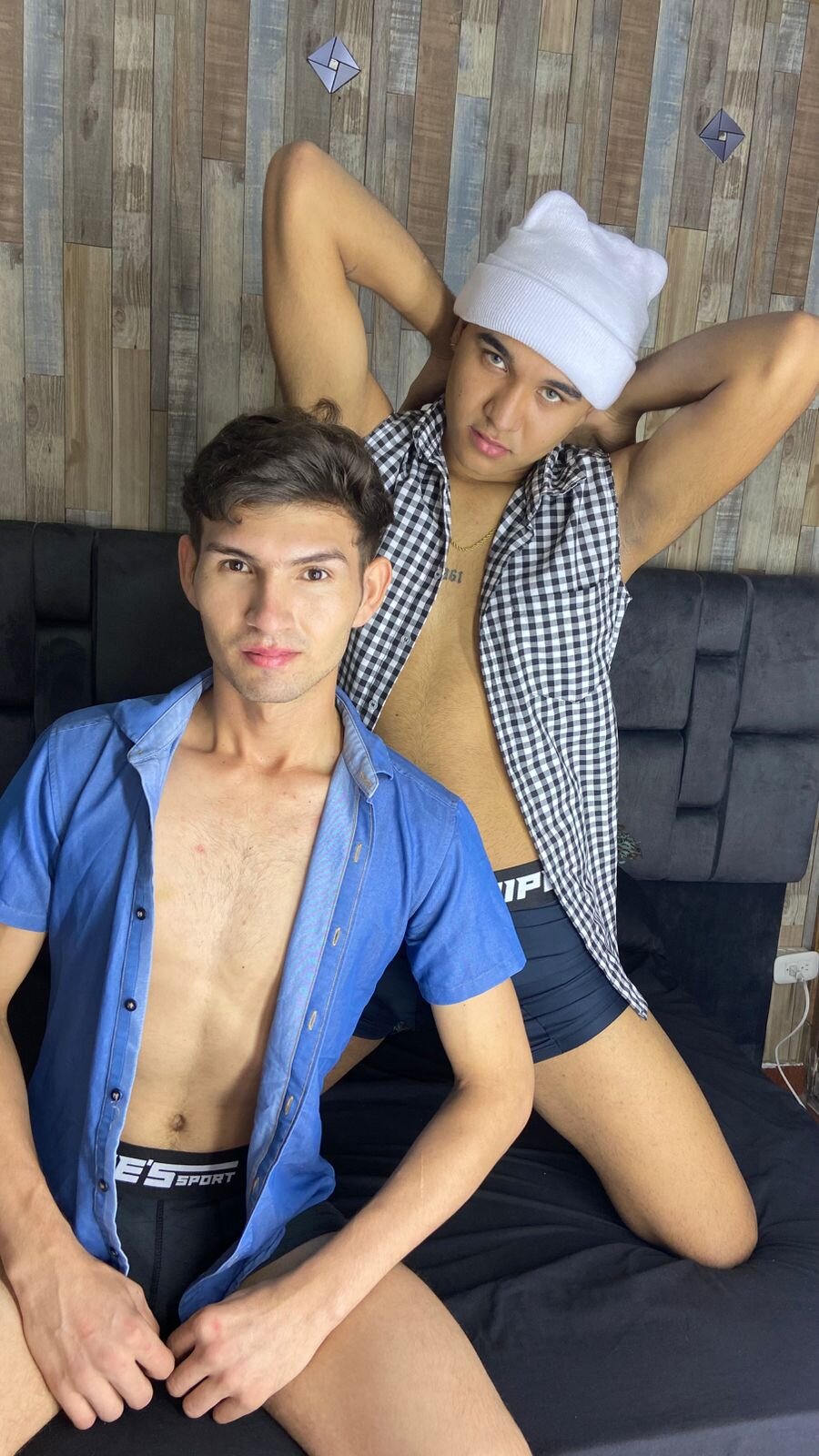 Johnny_Alex