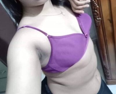 Hot-mariLive Webcam