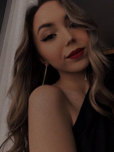 sweeetyhunter - latex