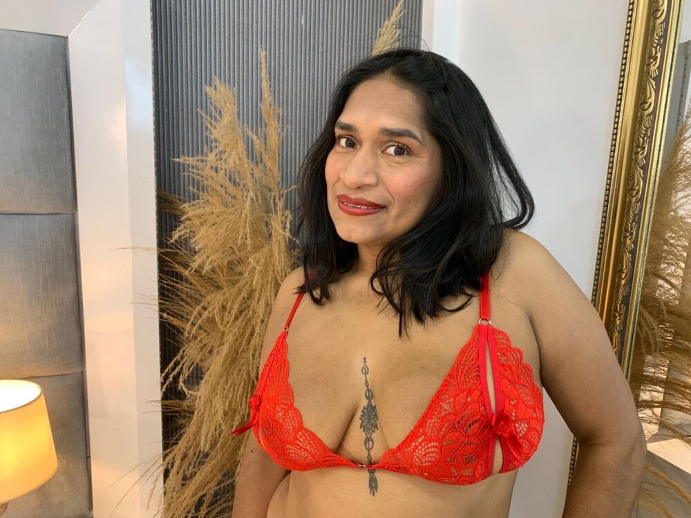 cheapadultsexcams.com biancabellini livesex profile in 3-doors-down cams