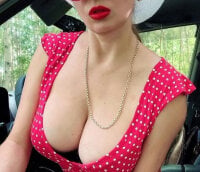 lexy_4youu's Offline Chat Room