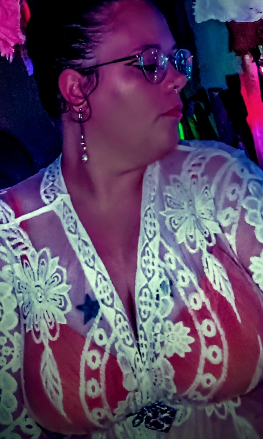 blue-eye-fairy webcam livesex profile in straight-to-the-cemetery cams