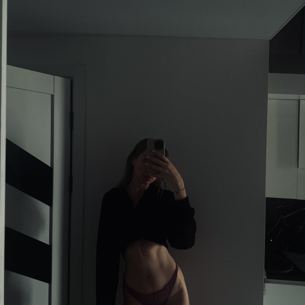 mega-camsex.net angels__share livesex profile in forest-of-light-or-not cams