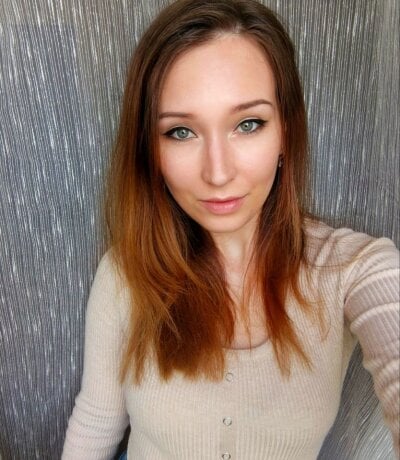 IsaRoot Female Cooking Live Cam Chat