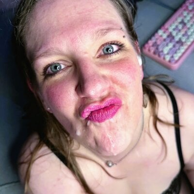 Strawberrycheesecake69 Avatar