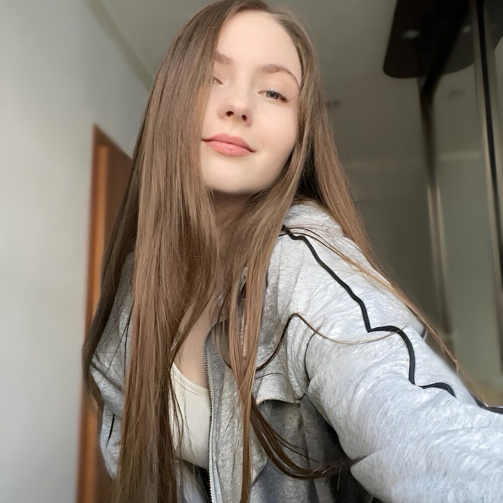 StephanieVi's Offline XXX Chat