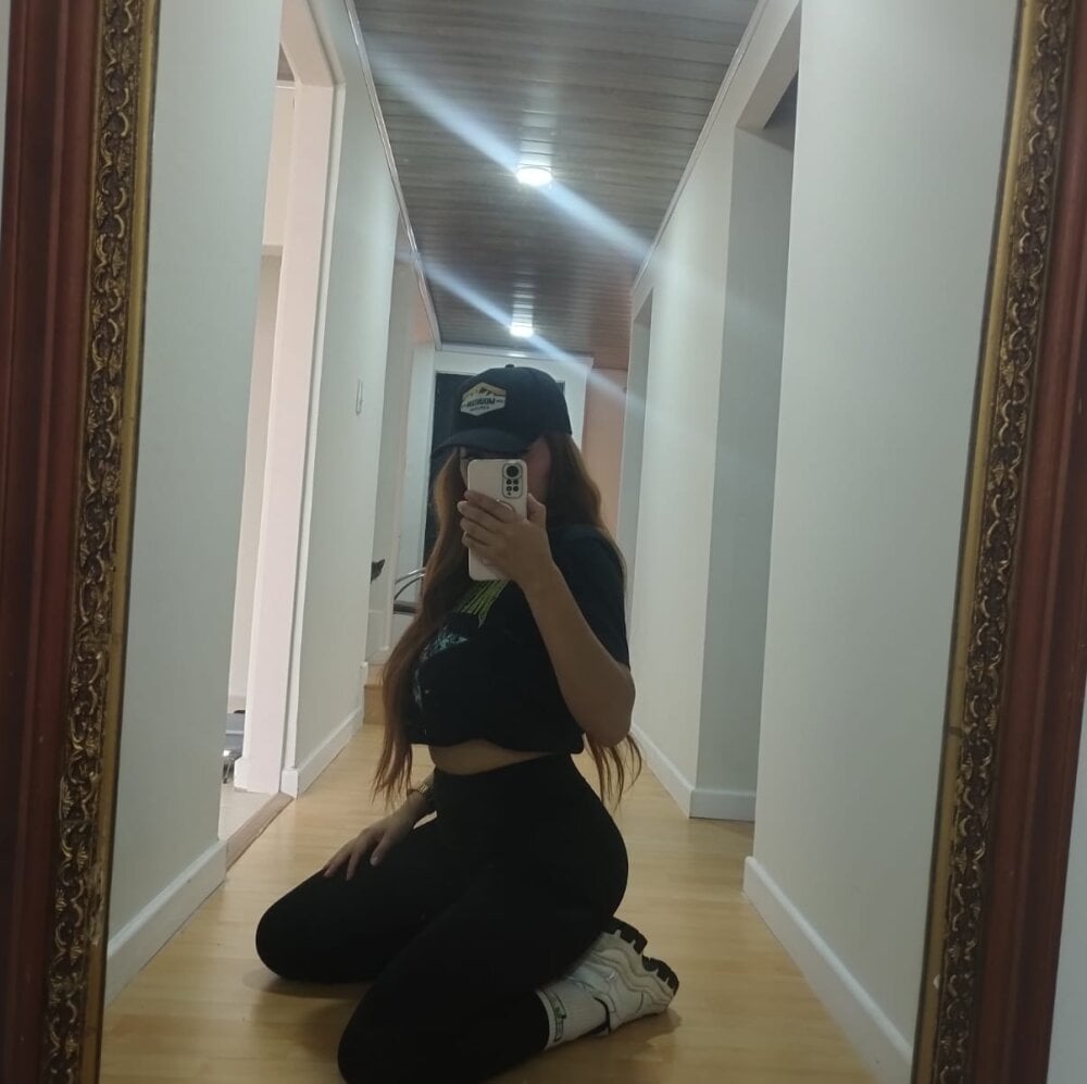 Caro_Martiinezz profile