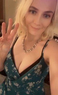 SugarTits199869: онлайн-секс-чат