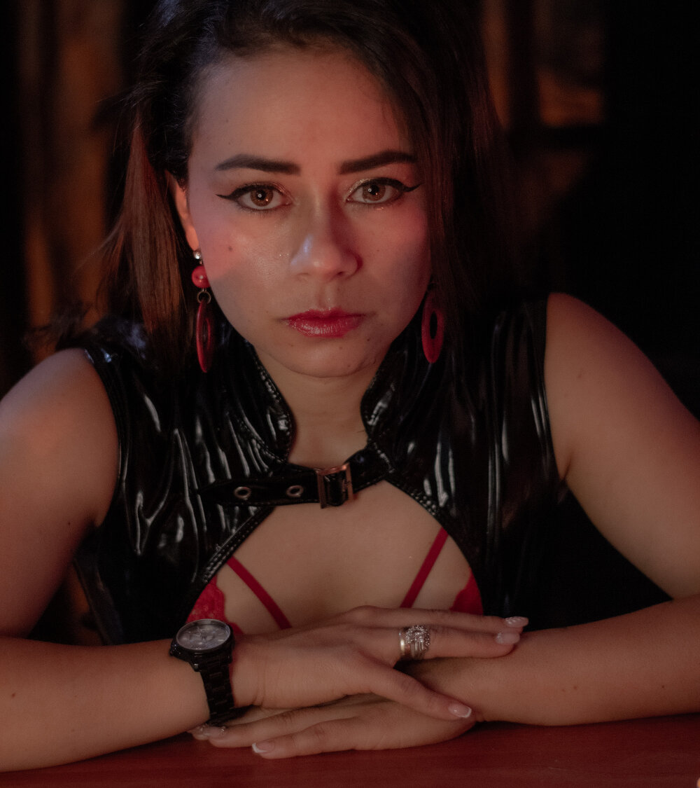 Live sex webcam photo for MistressSlut1 #290941722