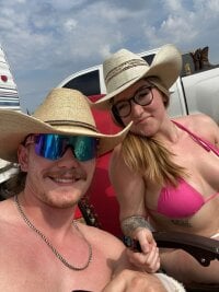 Alberta_Rider's Offline Chat Room