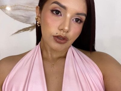 Melanyprada - interactive toys young