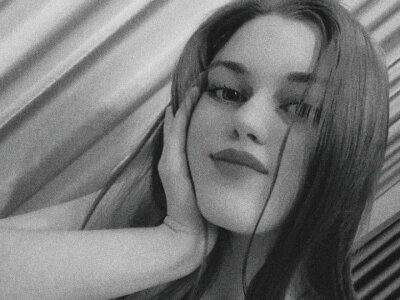 Karolina-Black
