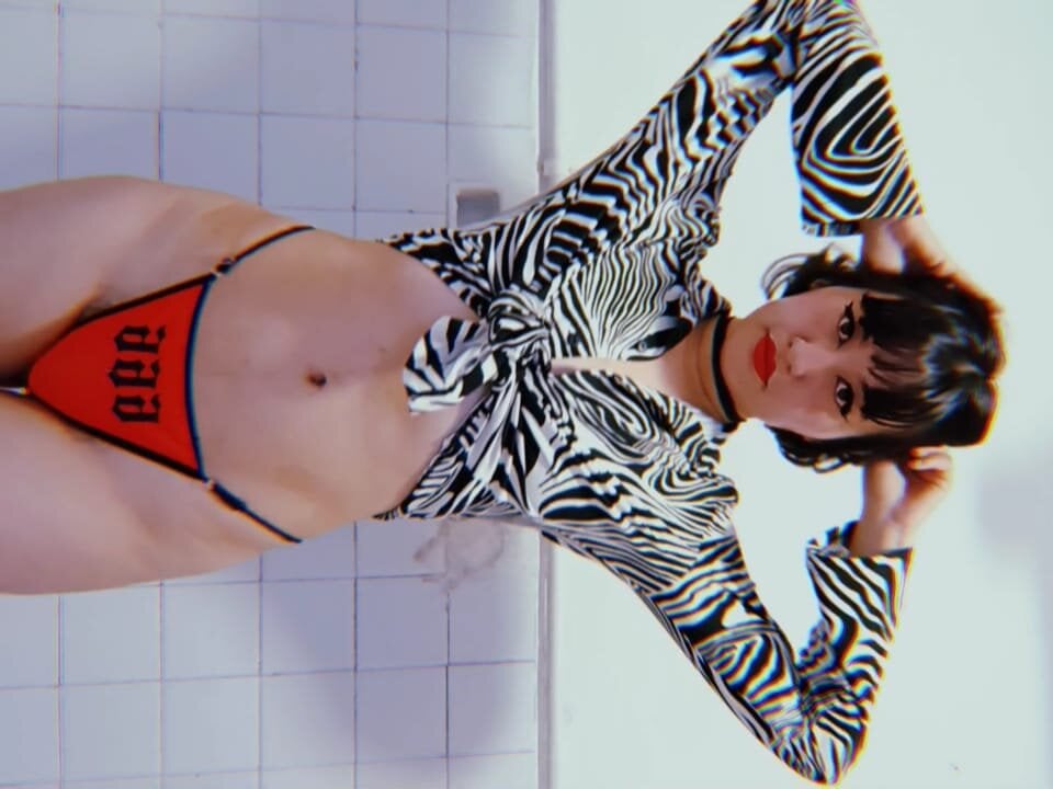 Live sex webcam photo for Nia_blaze_ #289483494