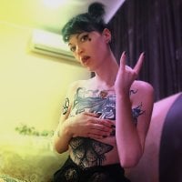 _Vampiraa_'s Offline Chat Room