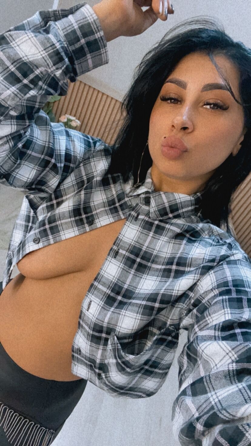NickyLuxee