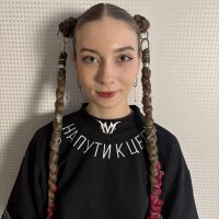 LacyStepovich's Offline Chat Room