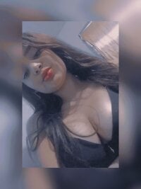 horny_teensXxX's Offline XXX Chat