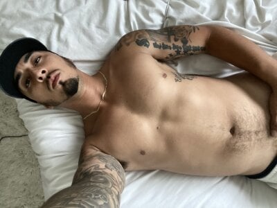 Antoniothedon - Stripchat Cam2cam Masturbation Handjob Boy 