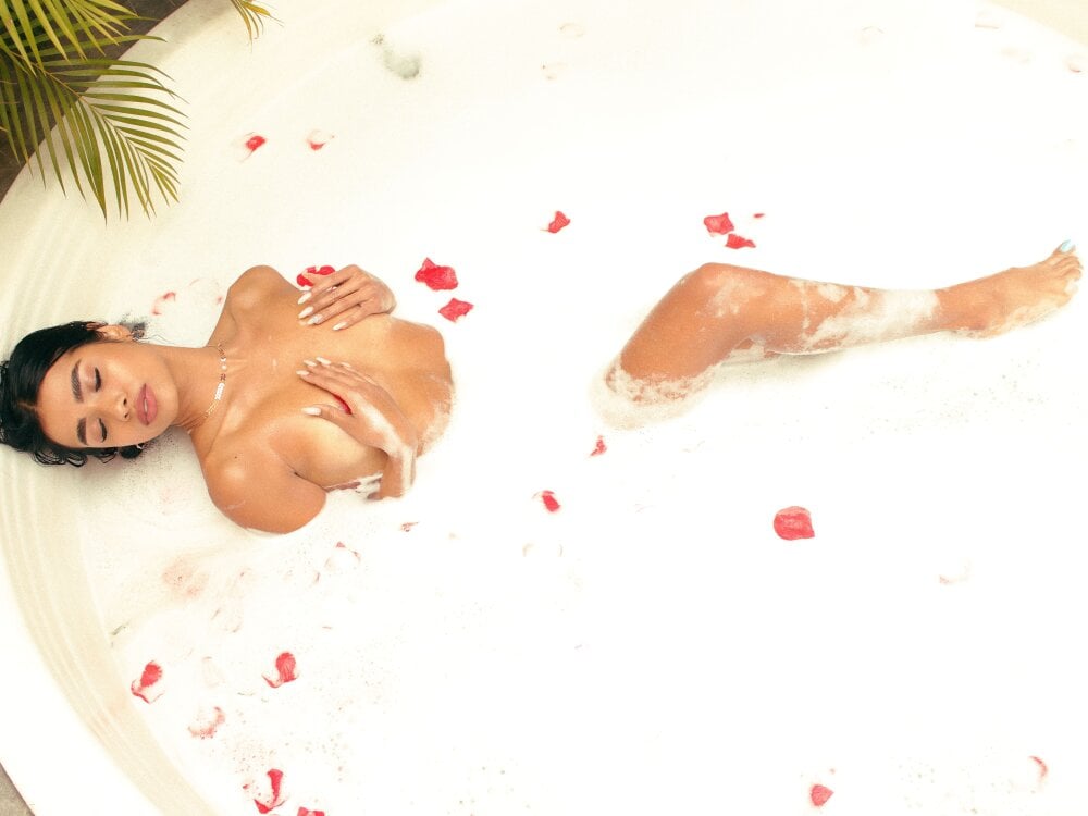 Bella_Smiith_のライブXXXチャット