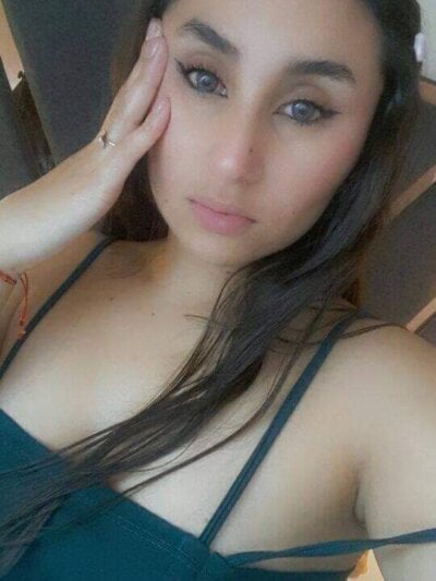 kiracutie69 from stripchat