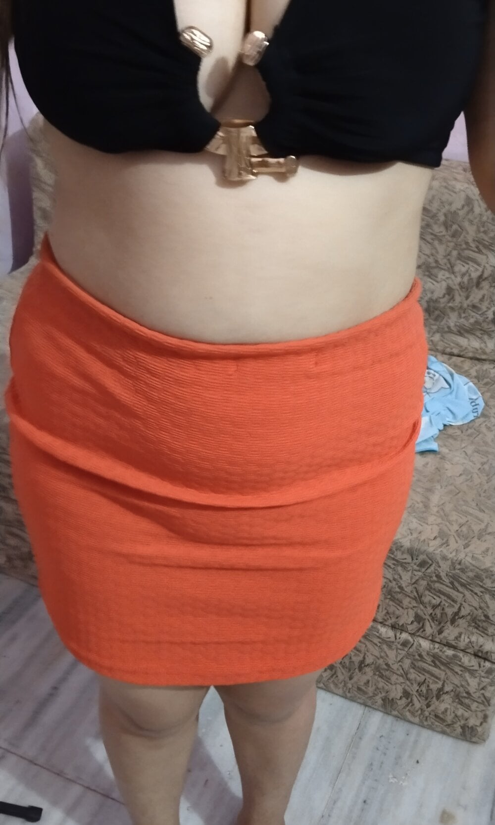 reena-hasina's most recent online preview