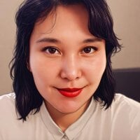 Uzhili's webcam live show