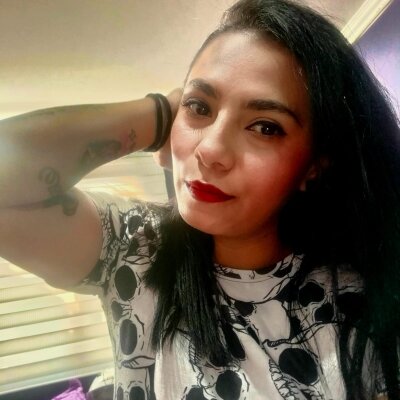 alexa_slavehot77