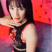 Marthiinaa_bkk's Offline Chat Room