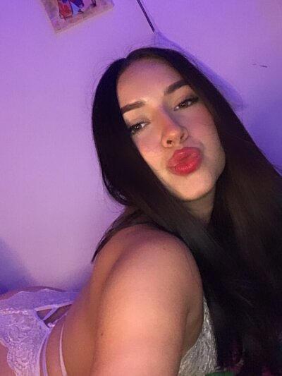 Sofi2314 on StripChat