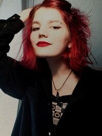 MoiraGerald's Offline Chat Room