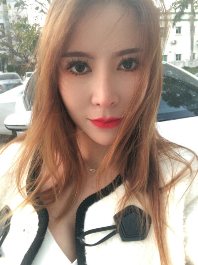 ly0123 📩 naked chat