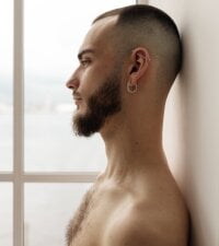 GuyNextFur's webcam live show