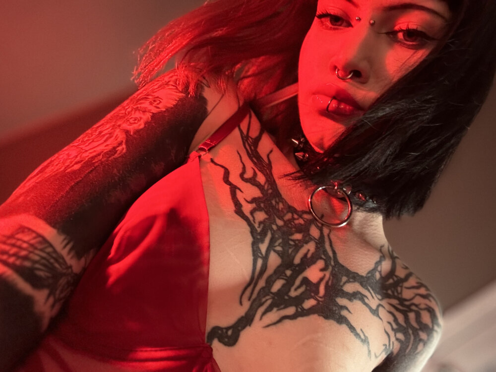 Live sex webcam photo for rocknsex #288308616